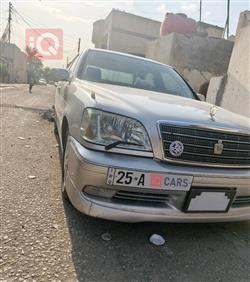 تۆیۆتا کراون